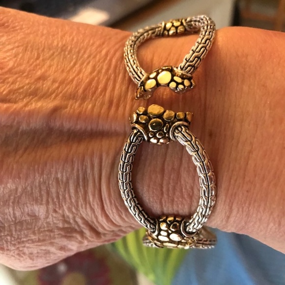 Open Cut Metal Stretch Bracelet Retro Never Worn - Picture 8 of 8